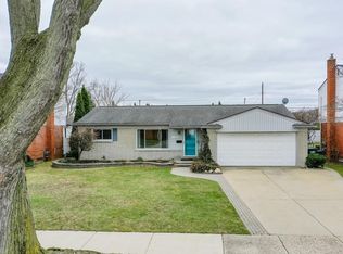 11782 Monsbrook Ct, Sterling Heights, MI 48312