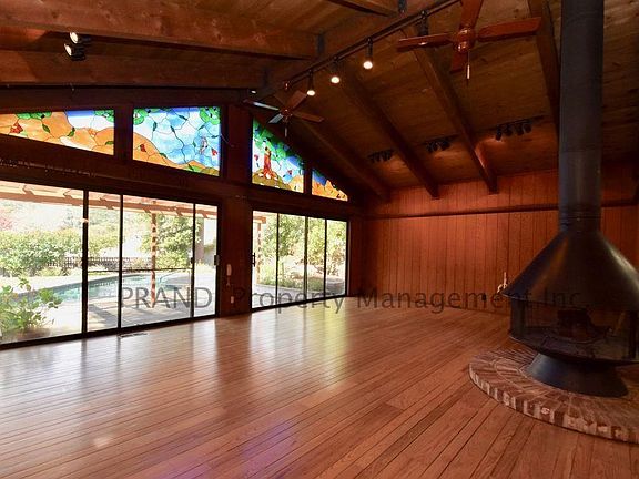 4th image of 54 Meadowood Dr