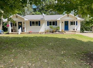 610 N Dexter St #612, Ionia, MI 48846