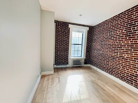 Rented by Douglas Elliman | media 16