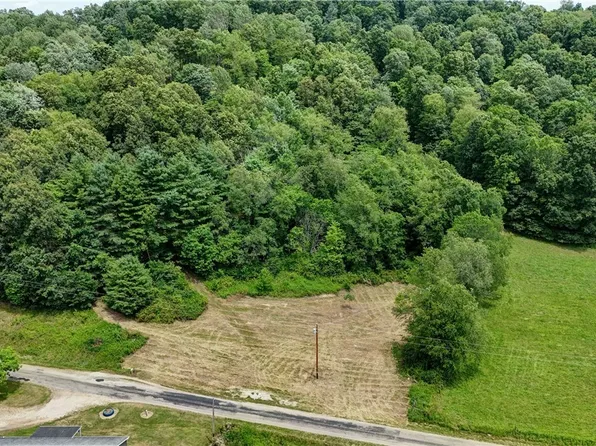Anderson Rd NE, Frazeysburg, OH 43822
