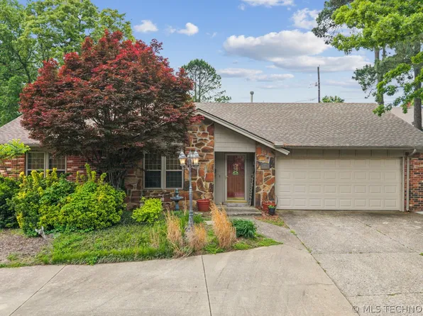 1210 E 10th St, Sand Springs, OK 74063