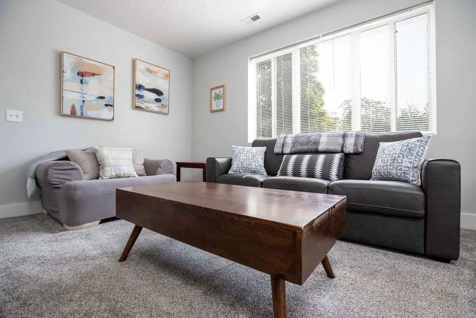 2 bed, 1.0 bath, 1194 sqft, $3,159 — Photo 4