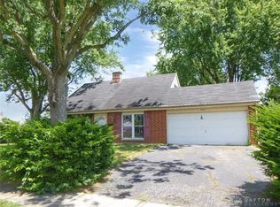 2122 Pueblo Dr, Xenia, OH 45385