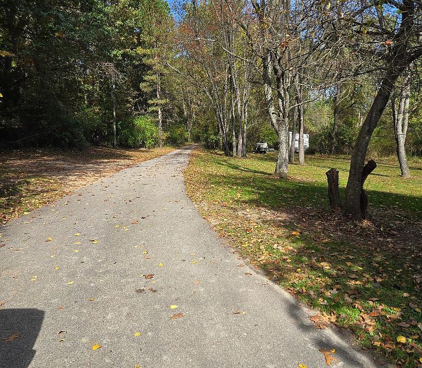 2nd image of 2662 W Crooked Lake Rd