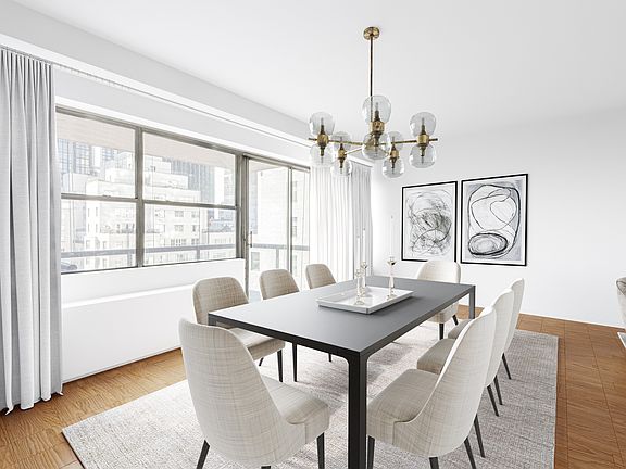 5th image of 58 W 58th St APT 17E