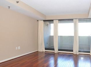 2311 M St NW, Washington, DC