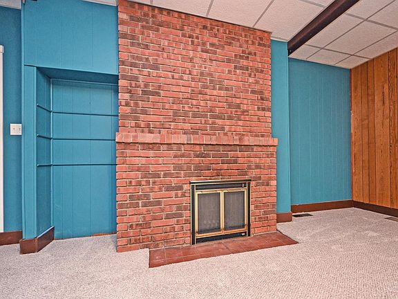 5th image of 1741 Mears Ave