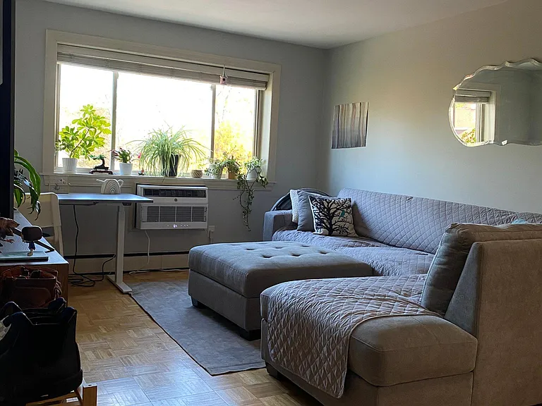 329 Harvard St #32 — Photo 9