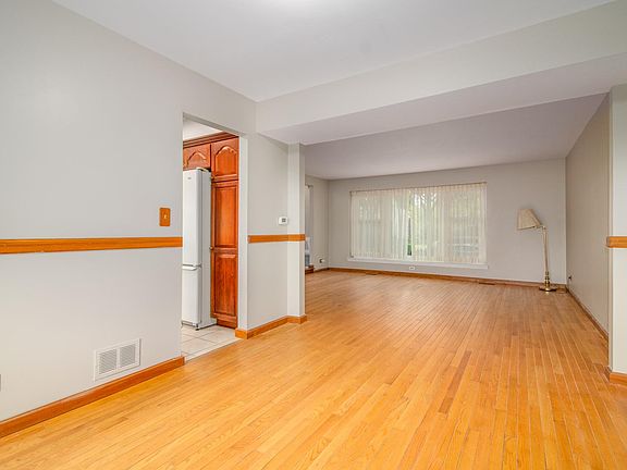 5th image of 1608 W Plymouth Dr