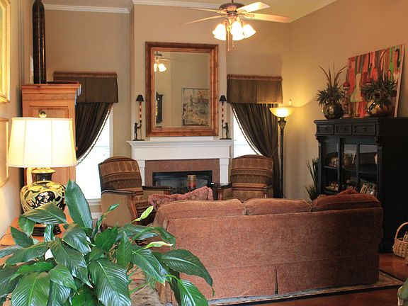 4th image of 4246 Arabella Dr