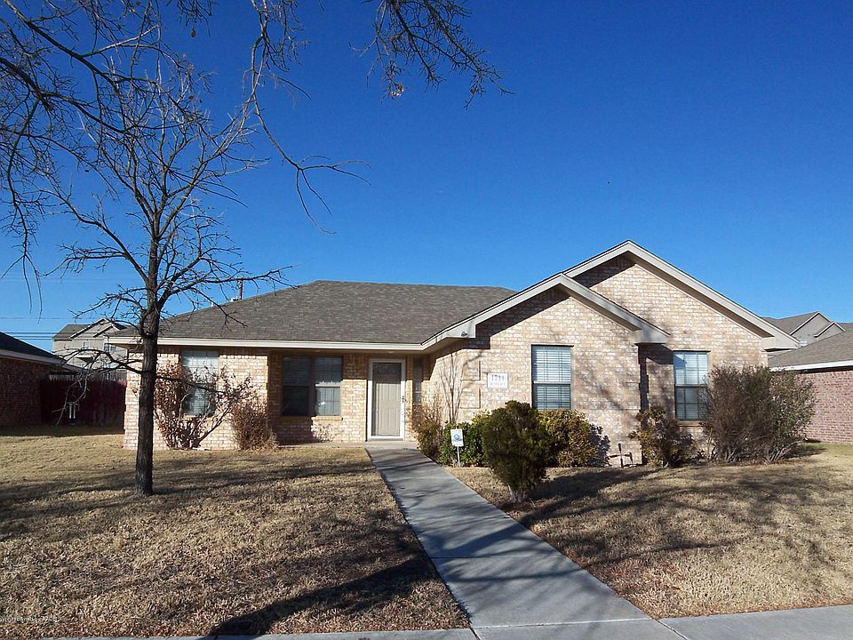 1st image of 1711 SE 36th Ave