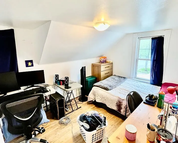 285 Saint John St #3 — Photo 7