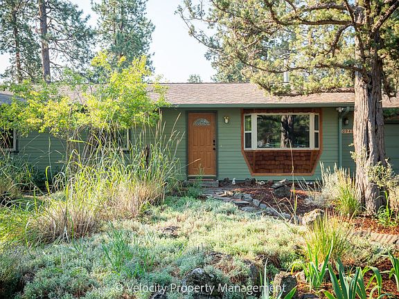 2nd image of 20941 Desert Woods Dr
