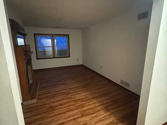 4th image of 426 W Harrison Ave #4