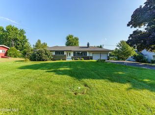 120 Latham Ridge Rd, Latham, NY 12110