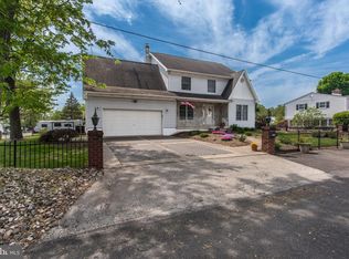 220 Hemlock Ave, Bensalem, PA 19020