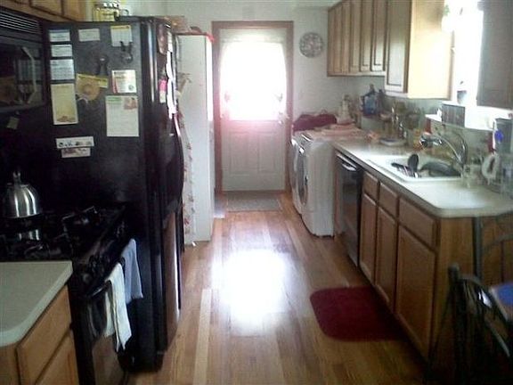 5th image of 9223 Rosemary Ln