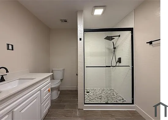 750 W 1st Pl — Photo 3