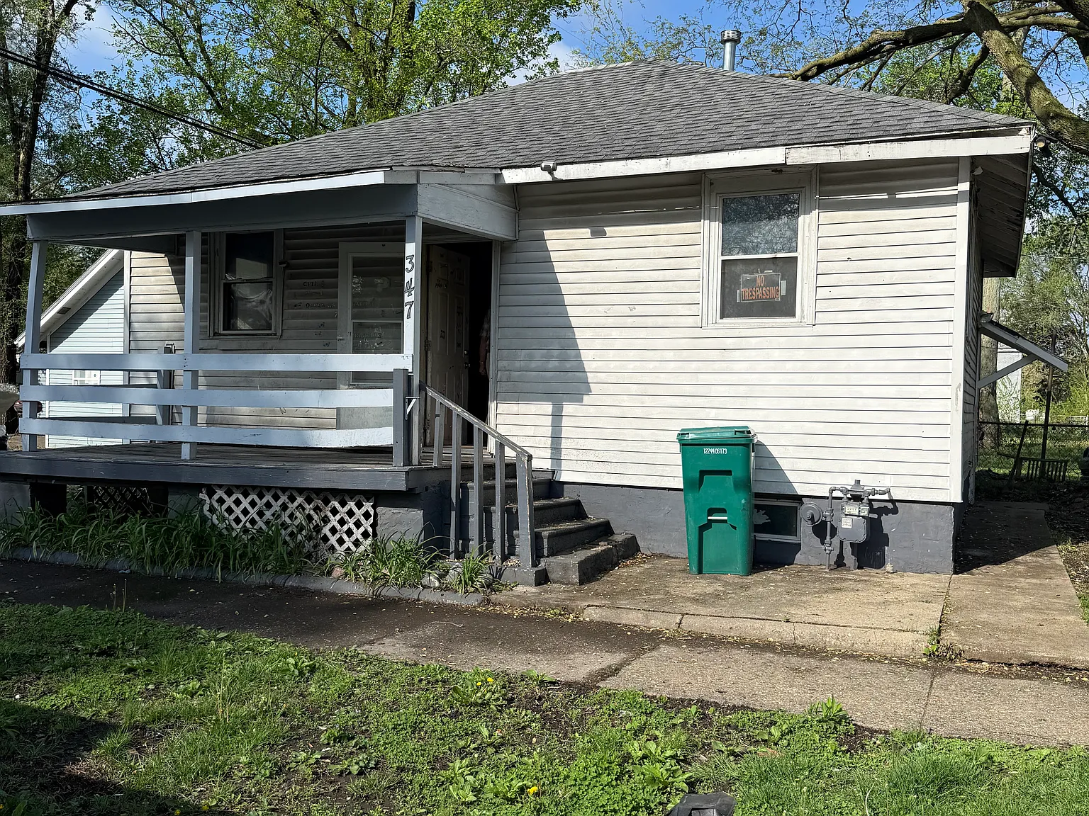 2 bed, $845 — Photo 1