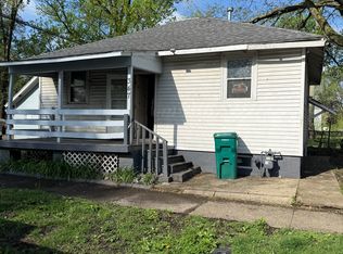 347 N Stone St, Decatur, IL 62521