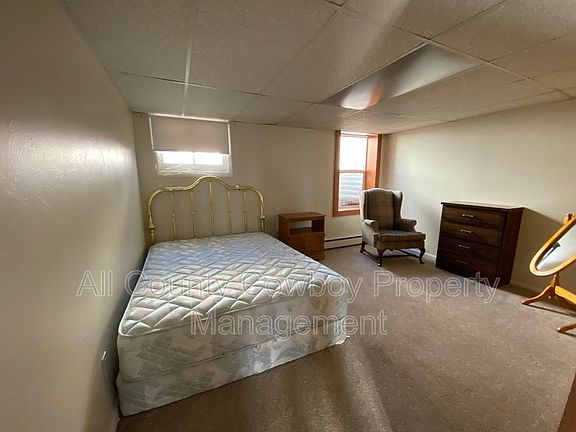 4th image of 414 S 13th St APT A