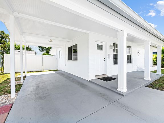 4th image of 2411 Gulfstream Drive