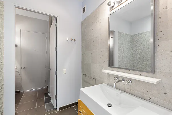Rented by Nest Seekers International | media 6