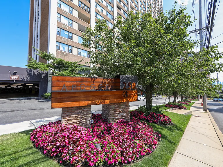 250 Gorge Rd #29E — Photo 36