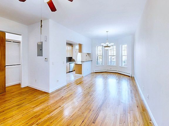 4th image of 61-53 Palmetto St Floor 1