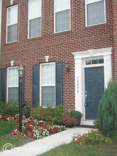 1st image of 15850 Mackenzie Manor Dr