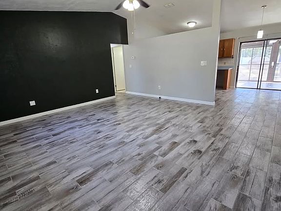 2nd image of 2606 NE 22nd Ave