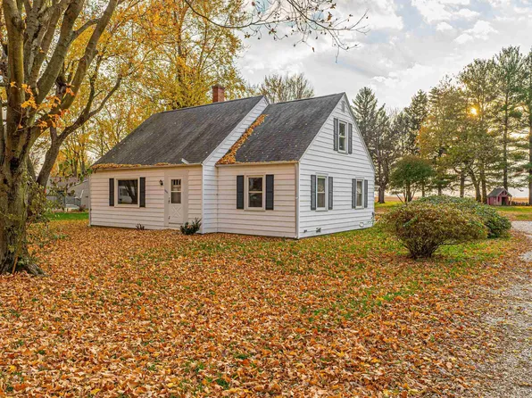 2801 Sunny View Dr, Illiopolis, IL 62539