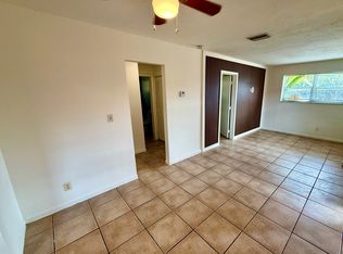 832 SW 10th St APT 1, Hallandale Beach, FL 33009