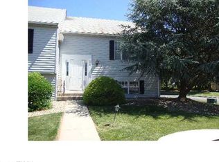 66 Founders Vlg, Clinton, CT 06413