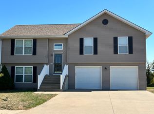 12885 NW Oakview Dr, Platte City, MO 64079