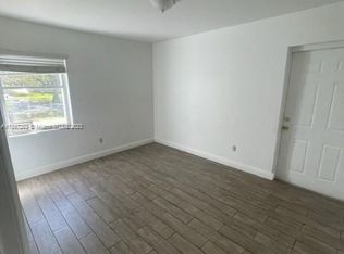 19640 Lenaire Dr #0, Miami, FL 33157