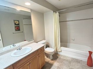32 Maple Ct #BASEMENT, Coquitlam, BC V3H5M8