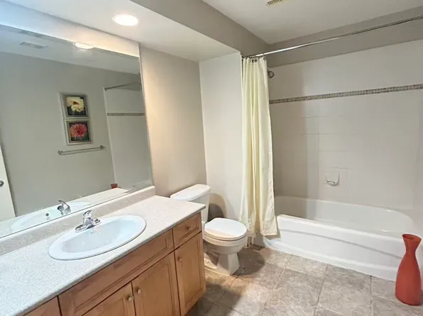 32 Maple Ct #Basement, Coquitlam, BC V3H 5M8