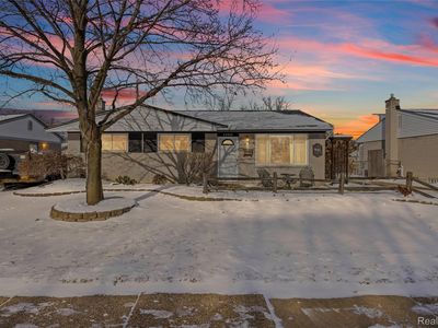 32952 Avondale St, Westland, MI, 48186