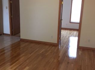 518 77th St APT 1R, Brooklyn, NY 11209