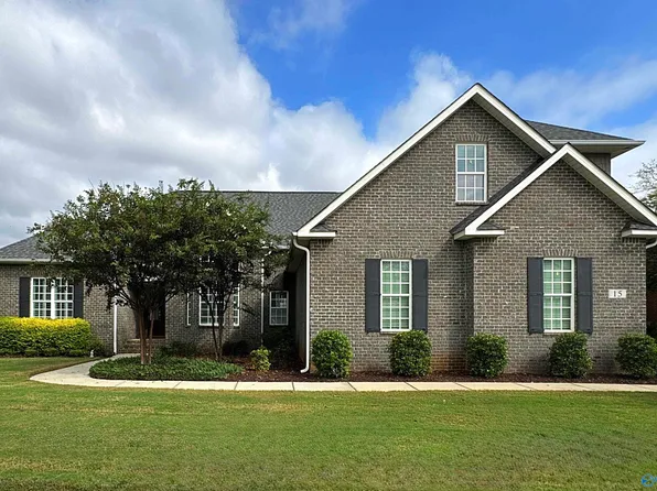 15 American Ave SW, Huntsville, AL 35824