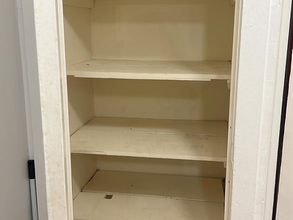 1st image of 2536 Colden Ave APT 1B