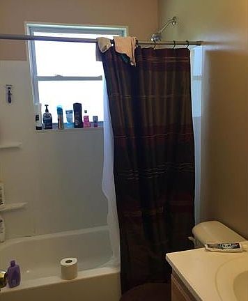 3rd image of 4218 Beachwood Ave