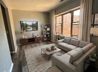 3005 W 19th St #3E, Chicago, IL 60623