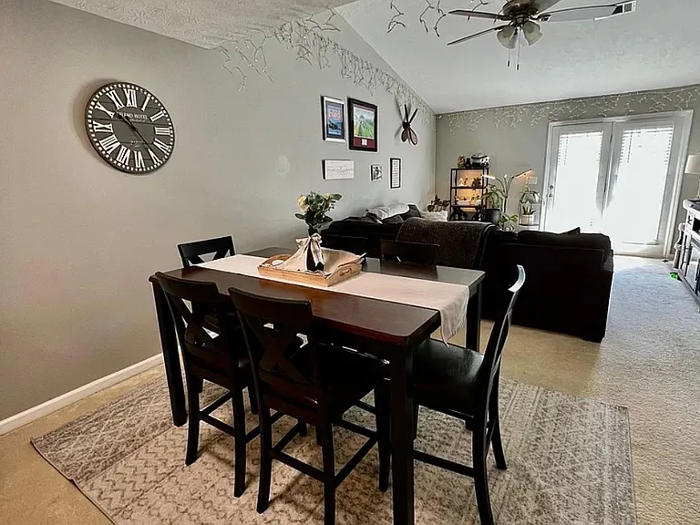 152 Photinia Dr — Photo 4