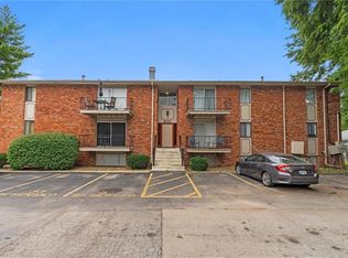 8221 Santa Fe Dr APT 7, Overland Park, KS 66204