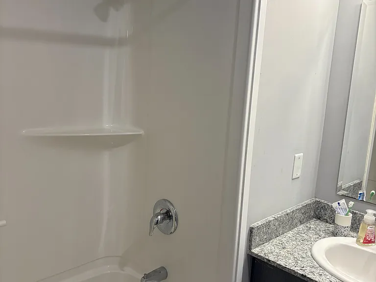 275 F Larch St #111 — Photo 9