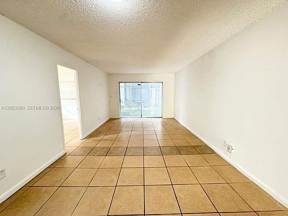 5th image of 961 NW 45th St APT 1