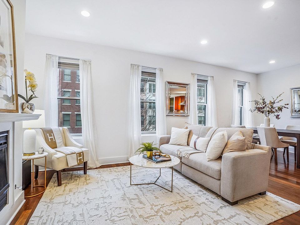1st image of 140 Essex St APT 3